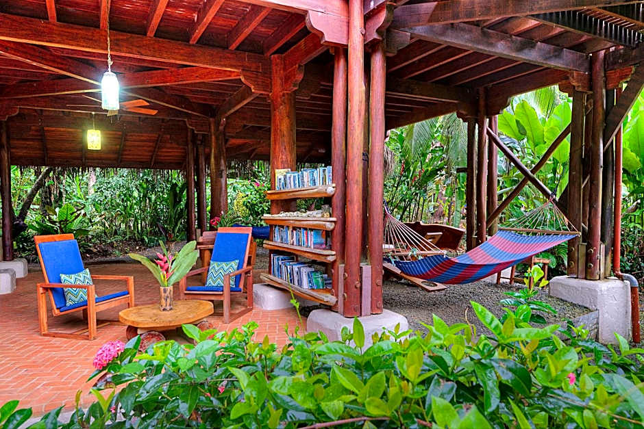 Playa Nicuesa Rainforest Eco Sanctuary