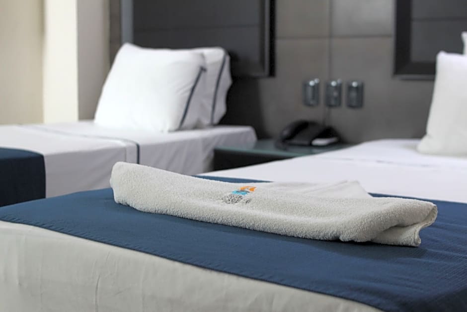 Hotel Portonovo Plaza Malecón
