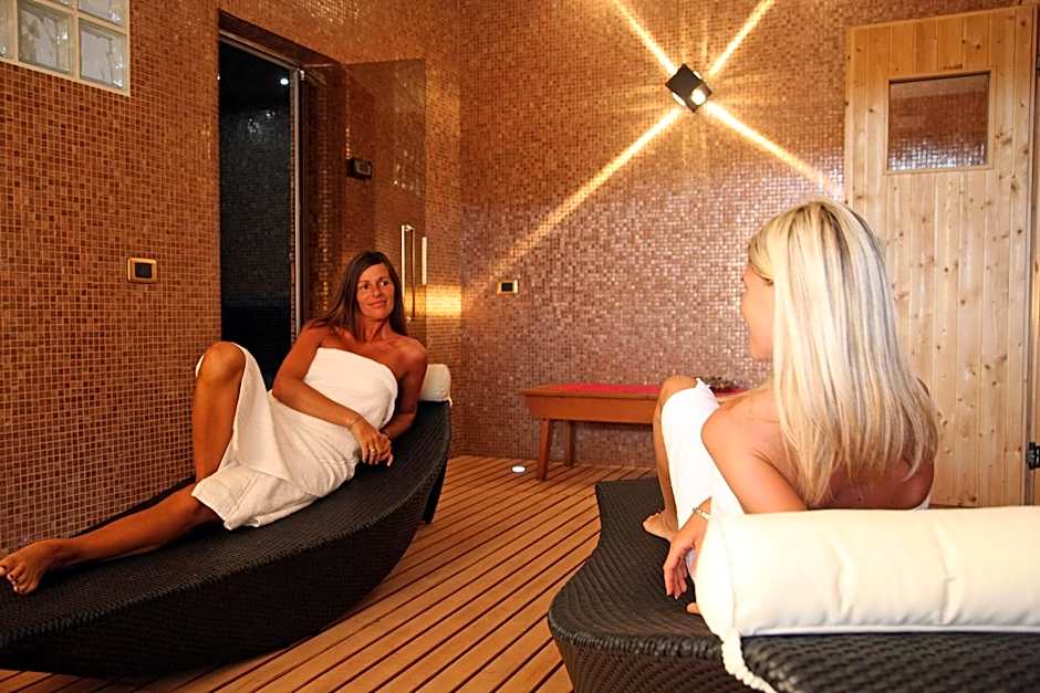 Hotel Sailing Center