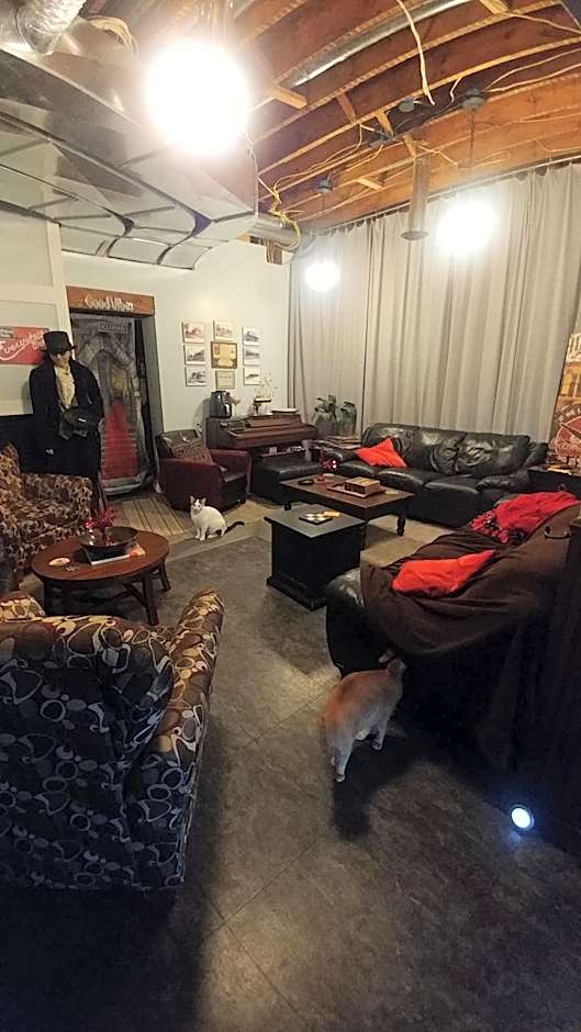 The Burlington Hotel & Bar - Alma WI