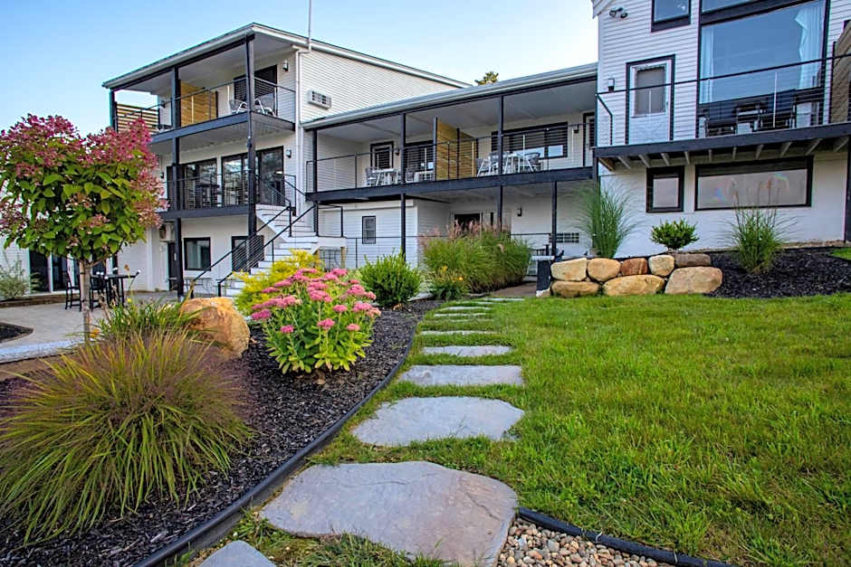 Gunstock Inn & Suites