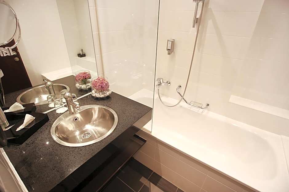 Schiller 5 Hotel & Boardinghouse