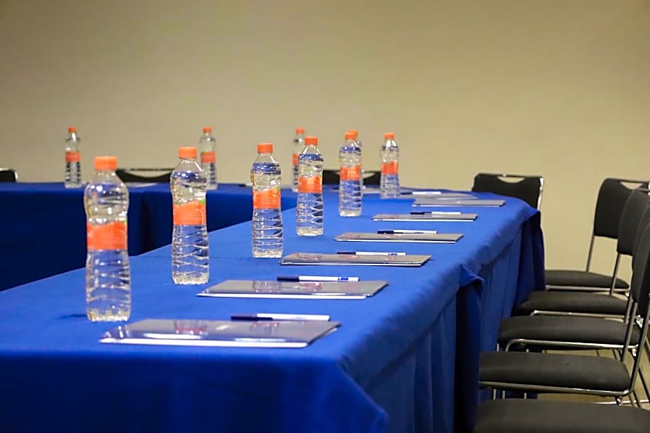 Holiday Inn Express Guadalajara Expo By IHG