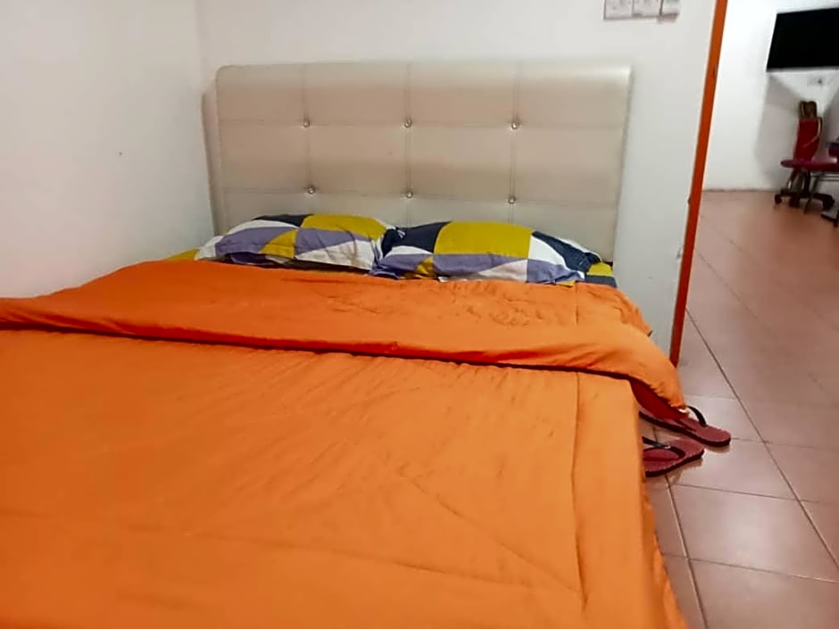 OYO HOME 90768 Flo Inn Motel