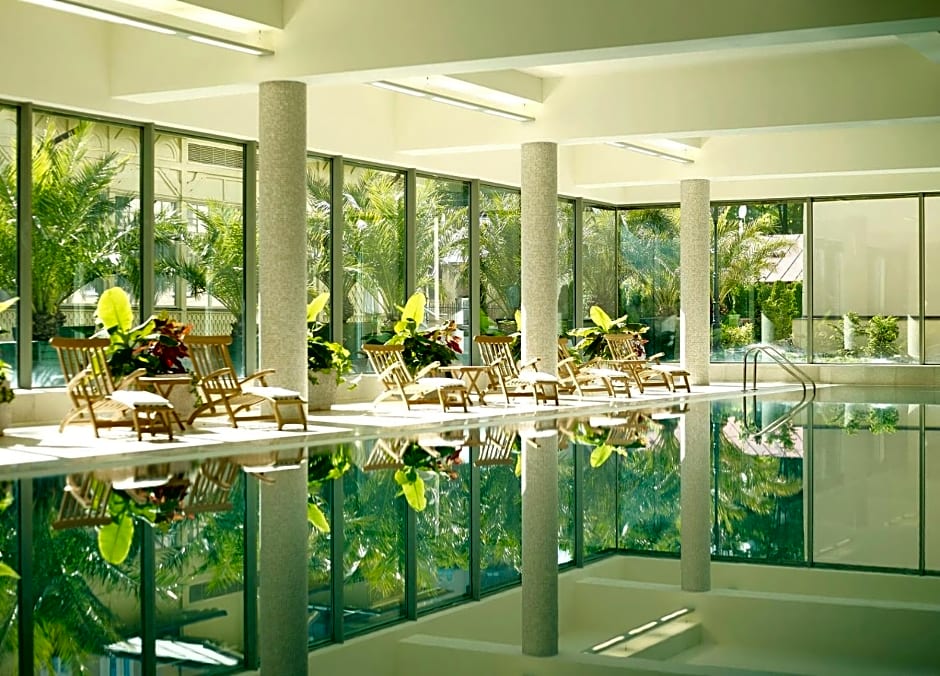 Savoy Westend Hotel