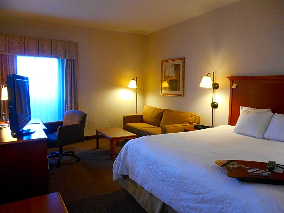 Hampton Inn By Hilton Columbus-Airport