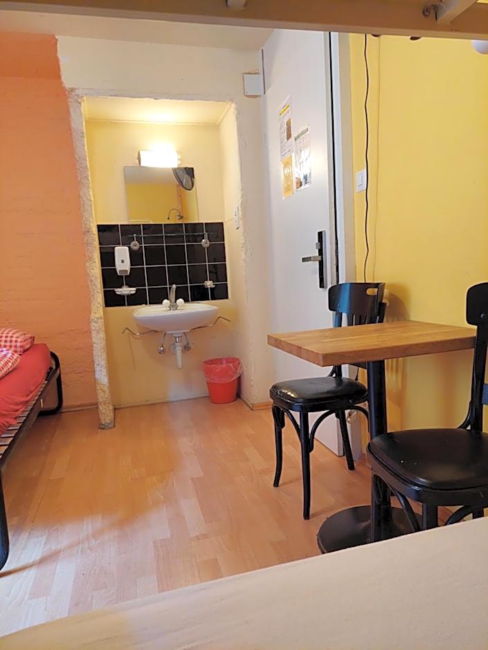 Oldtown Hostel Otter