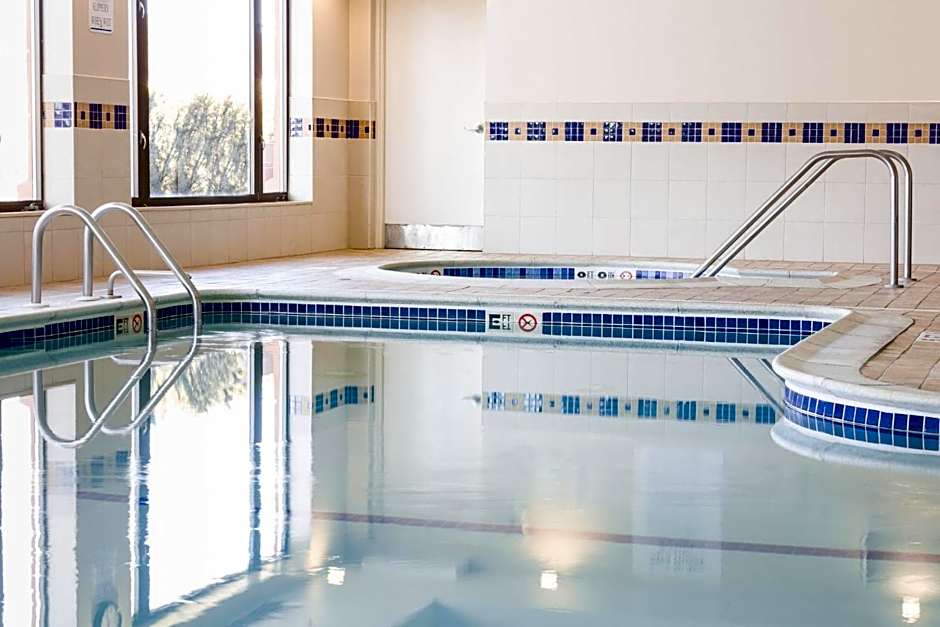 Holiday Inn Manchester Airport By IHG