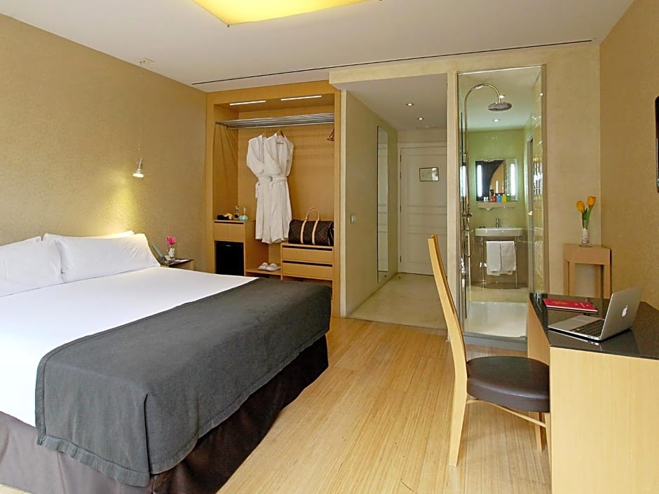 Axel Hotel Barcelona - Adults Only