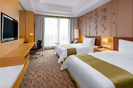 Standard Twin Room with Garden View