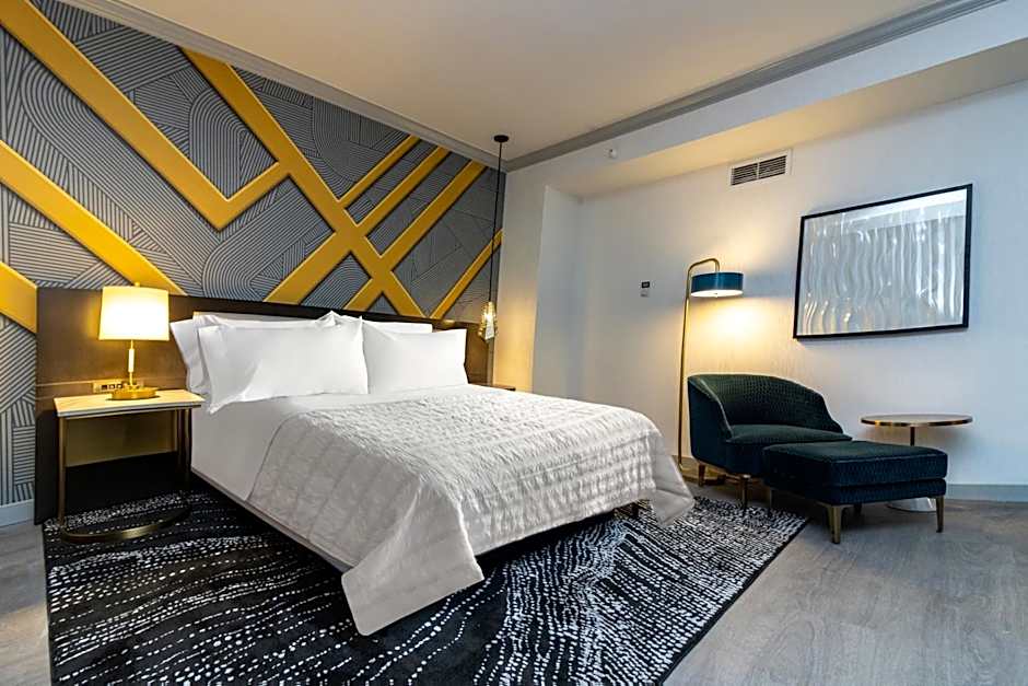 Le Meridien St. Louis Downtown