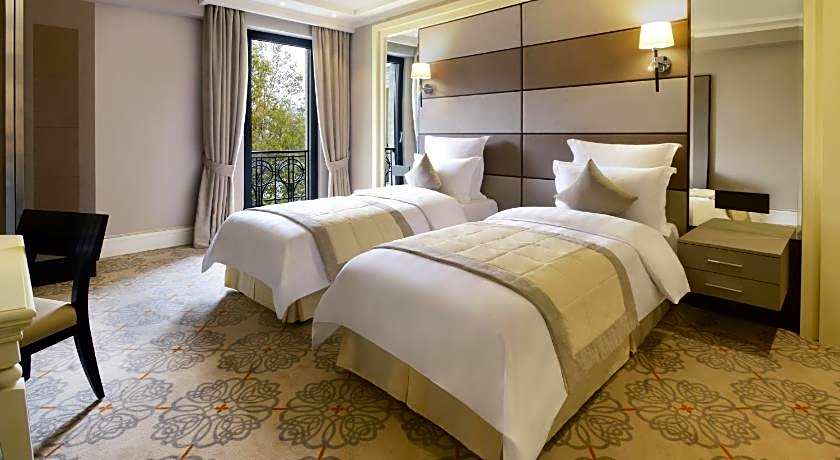 Ambassadori Tbilisi Hotel