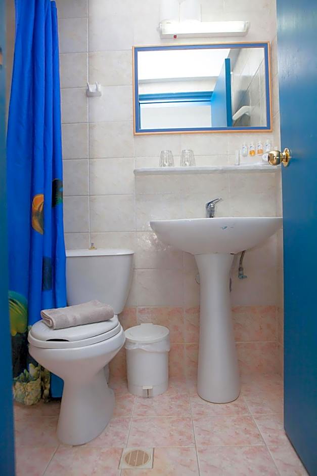 Vardes Hotel Studios