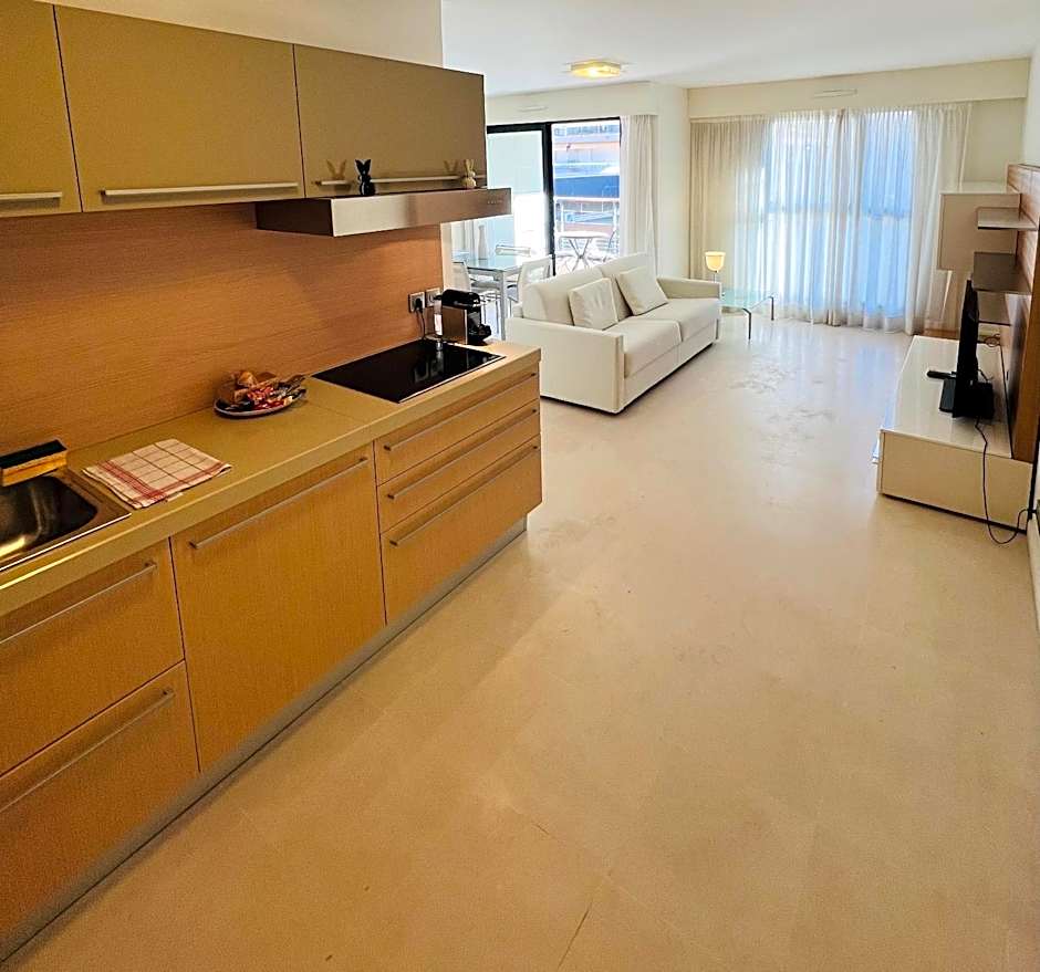Residence Carlton Riviera