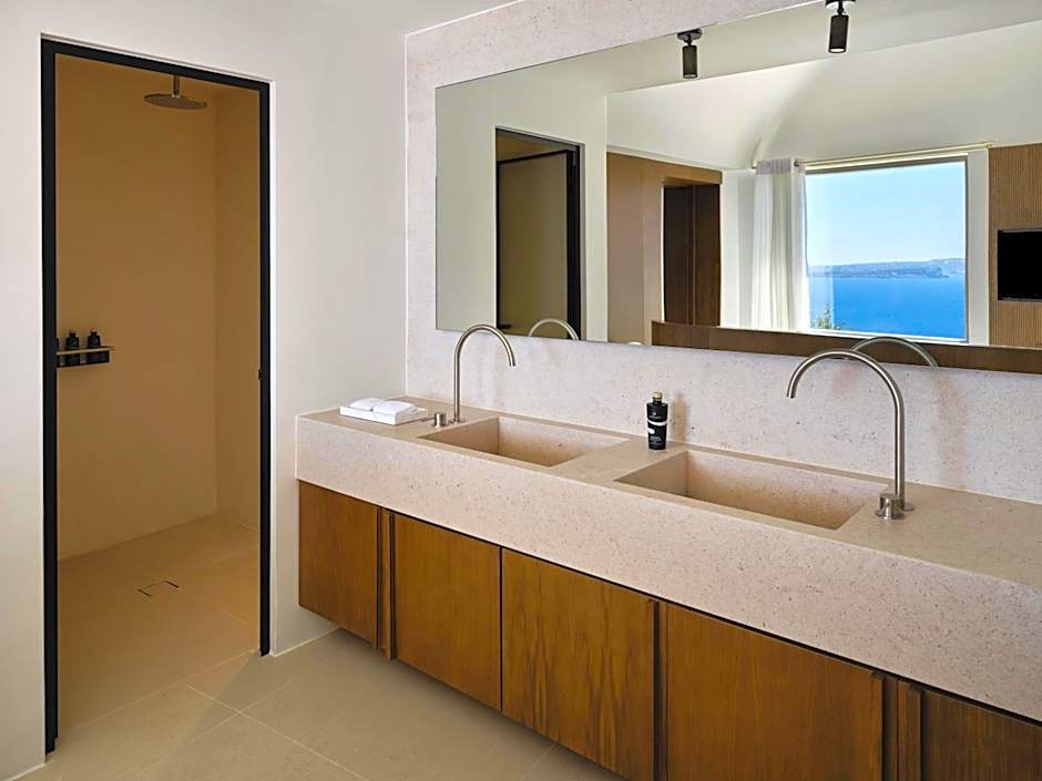 Andronis Luxury Suites