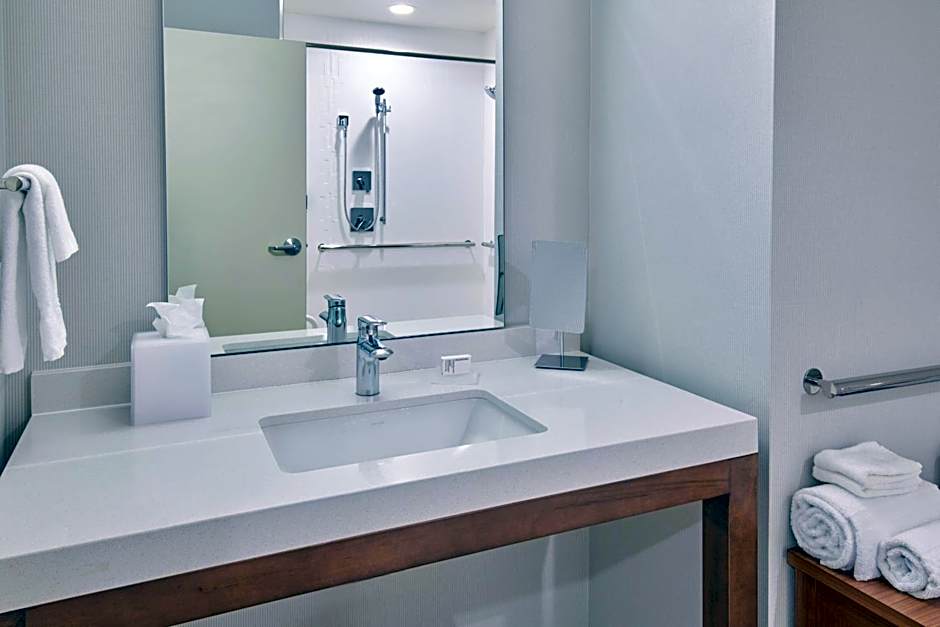 Courtyard by Marriott Petoskey