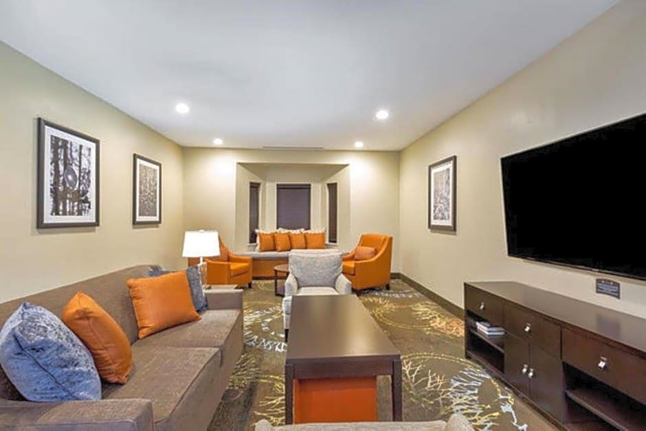 Staybridge Suites College Station