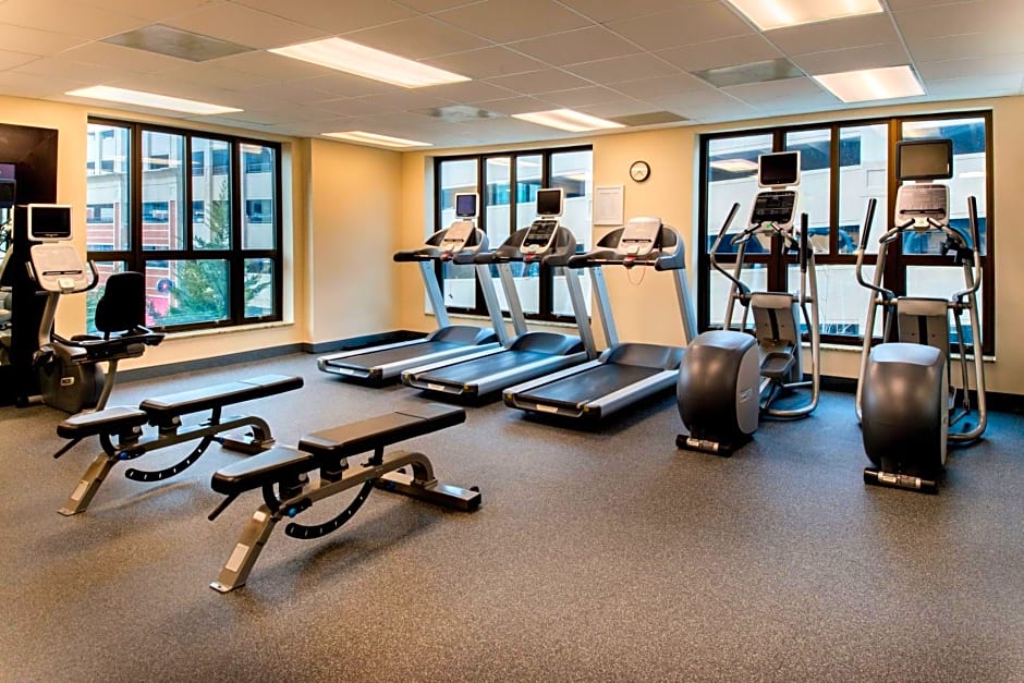 Hampton Inn By Hilton & Suites National Harbor/Alexandria Area