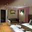 Black Bird Suite Hotel