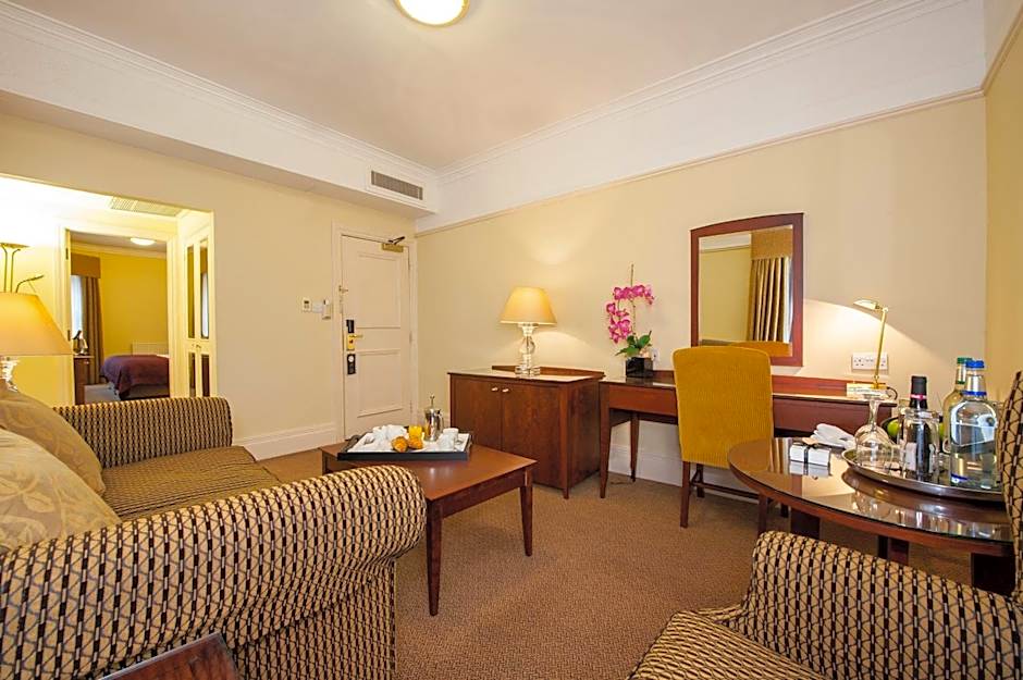 Macdonald Burlington Hotel