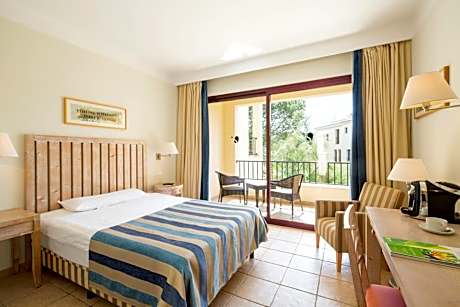 Single Room with Garden View