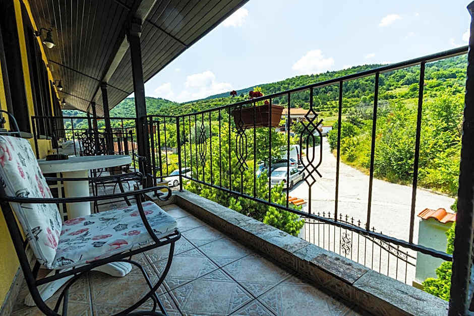 Chiflika Family Hotel