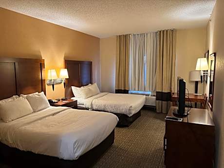 Double Room with Two Double Beds - Accessible/Non-Smoking