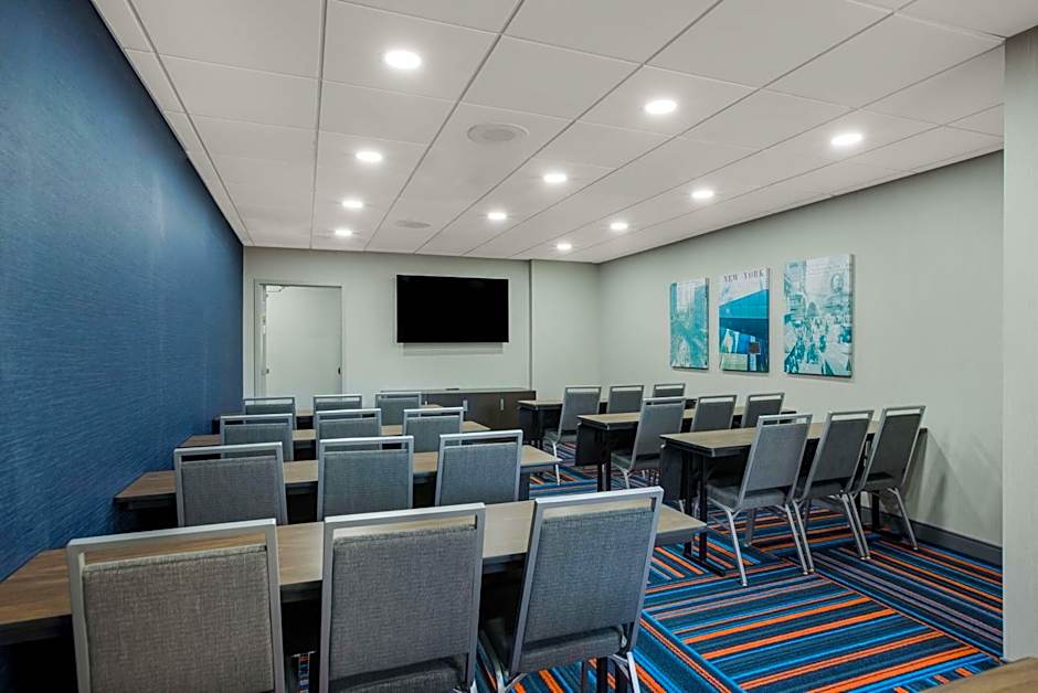 Hampton Inn By Hilton Linden, Nj