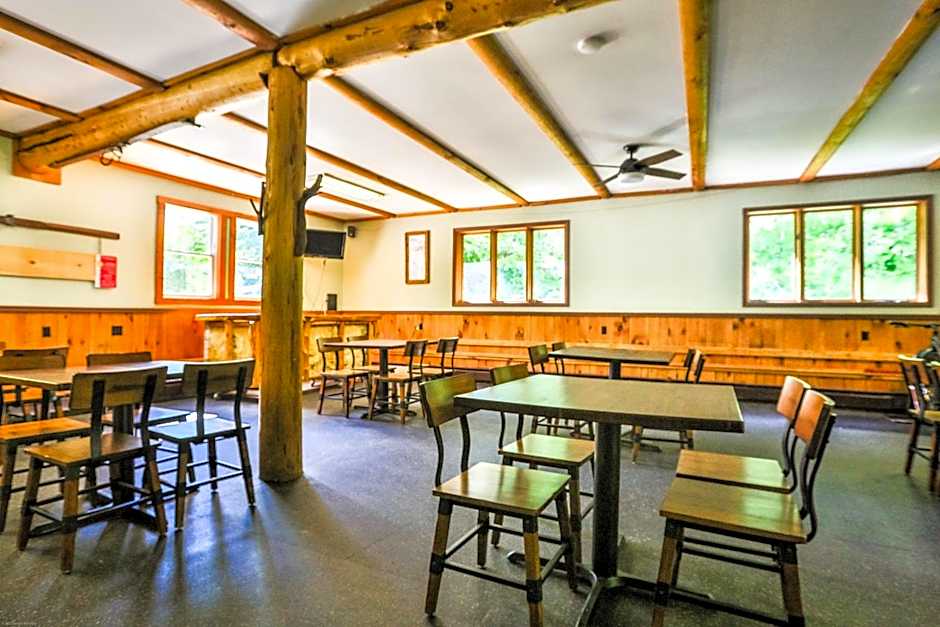 Garnet Hill Lodge