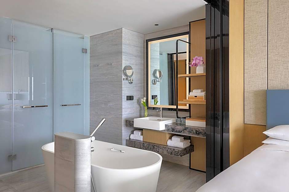 Xuzhou Marriott Hotel Lakeview