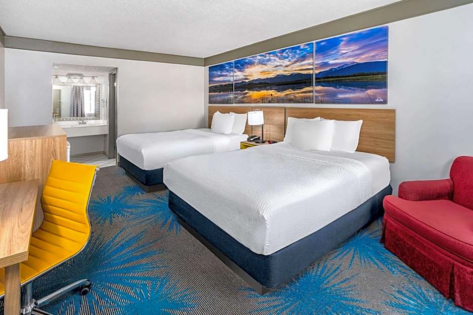 Days Inn by Wyndham Delta CO