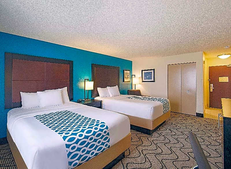La Quinta Inn & Suites by Wyndham Central Point - Medford