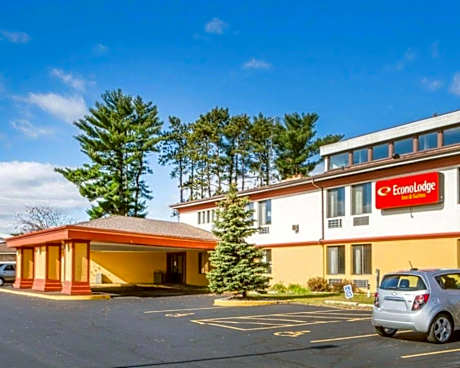 Econo Lodge Inn & Suites Stevens Point