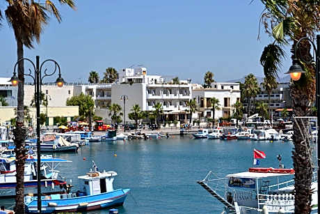 Astron Hotel