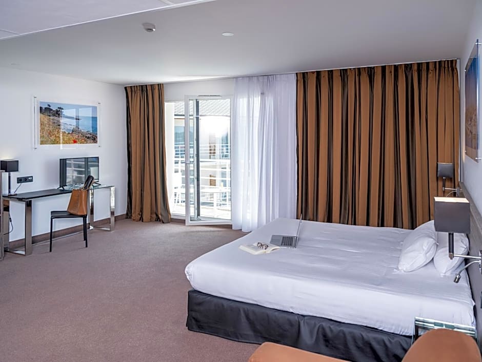 Golden Tulip La Baule