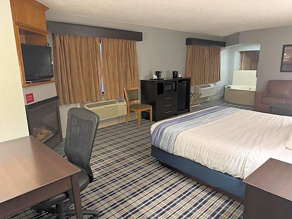 AmericInn by Wyndham Ames