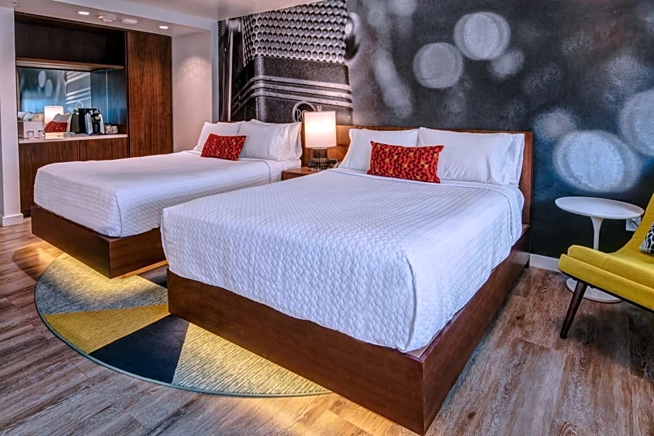 Hotel Indigo - Memphis Downtown, an IHG Hotel
