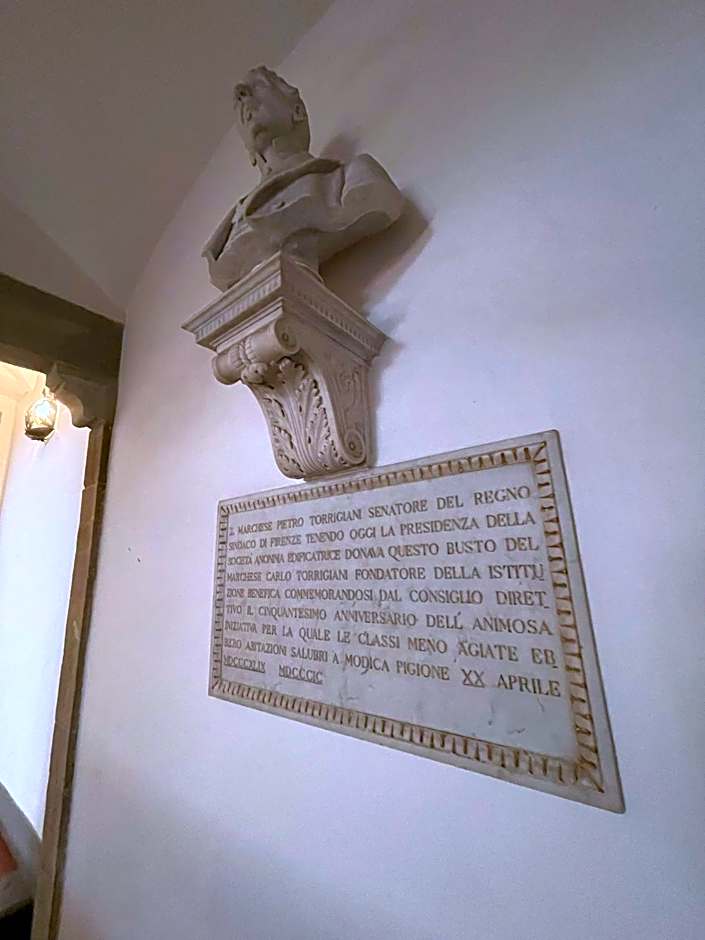 Palazzo Salviati by Varental