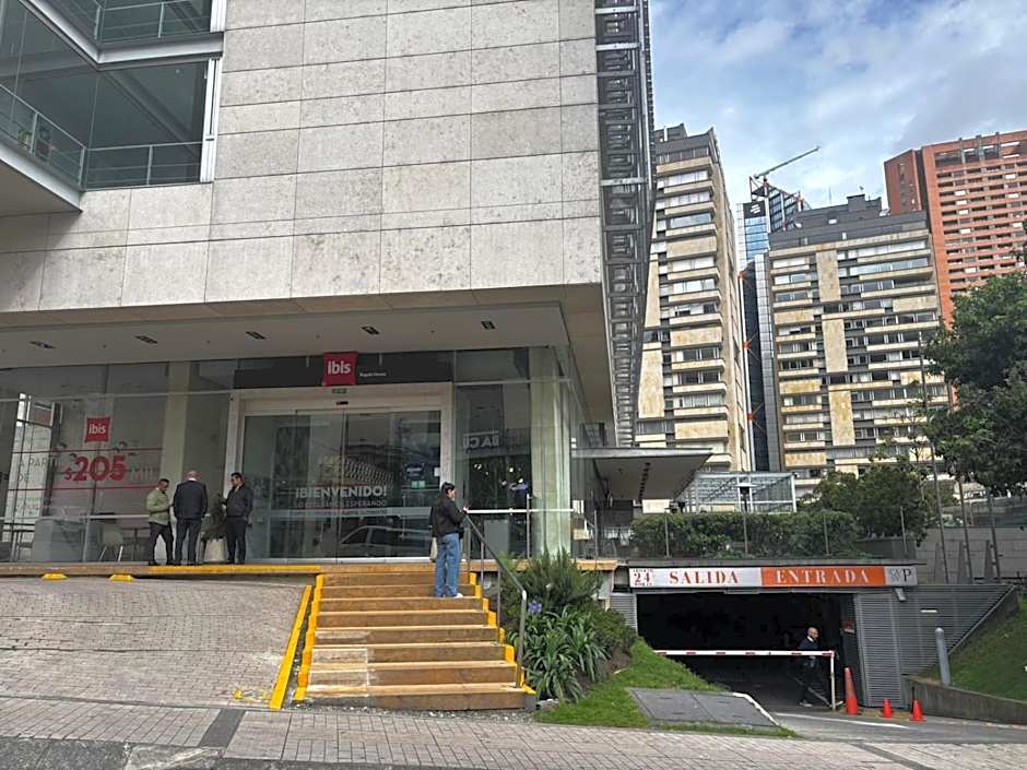 Ibis Bogota Museo