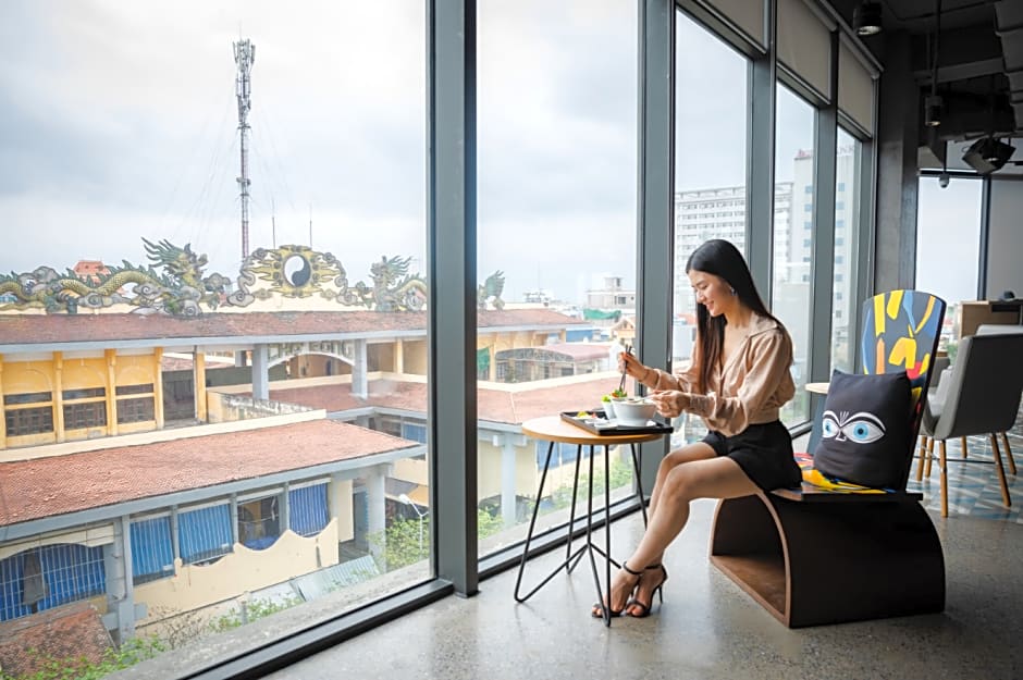 Tru by Hilton Nam Dinh City Centre