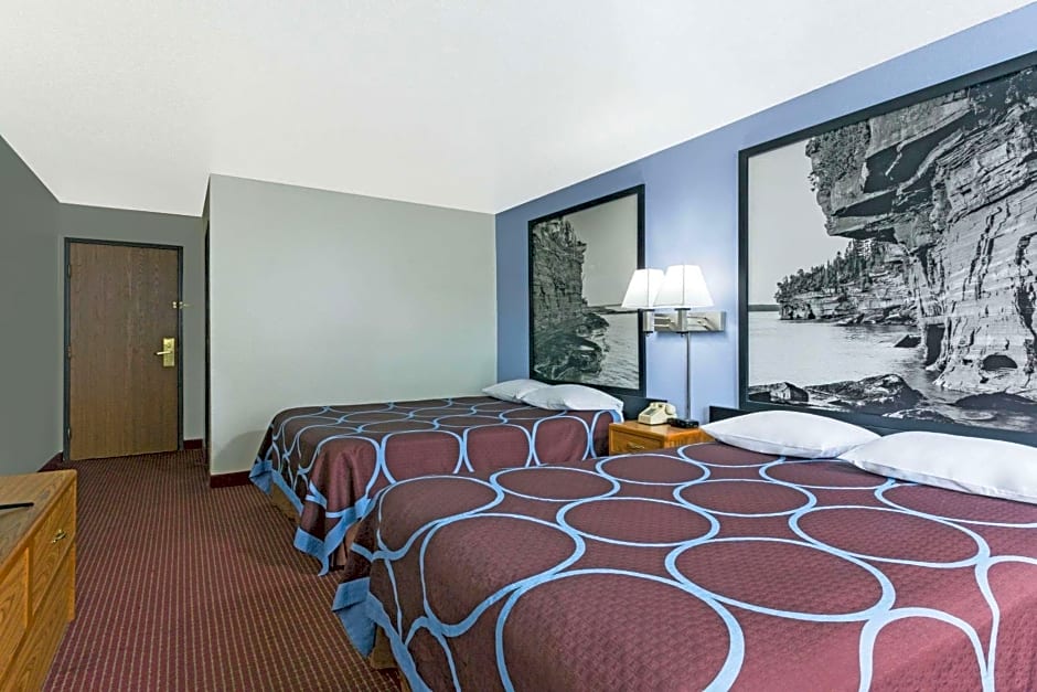 Super 8 by Wyndham Wisconsin Dells