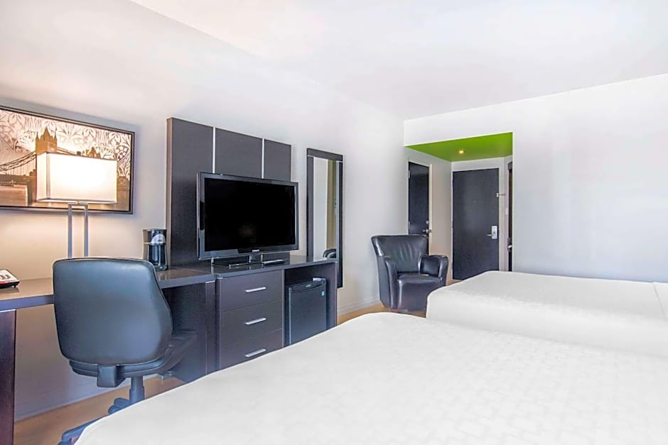Travelodge by Wyndham Trois-Rivieres