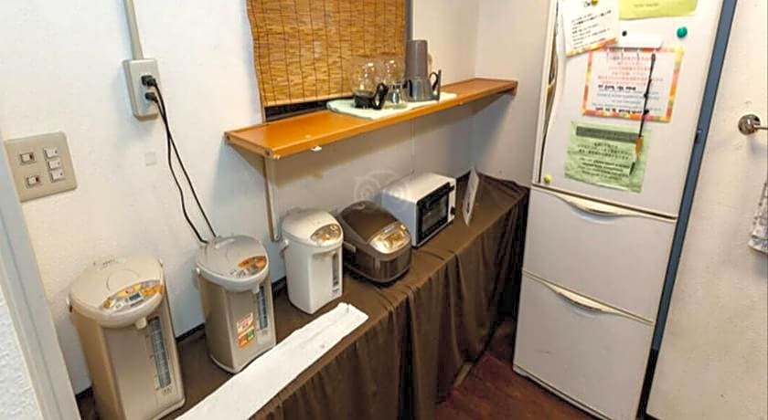 Hotel Raizan North South Namba