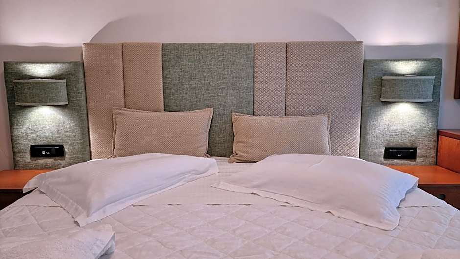 Hotel Dionysis Studios