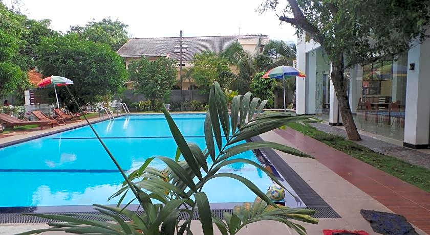 Windmill Beach Rest Hotel