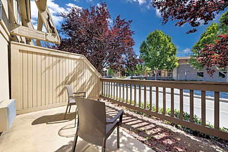 King Room with Patio