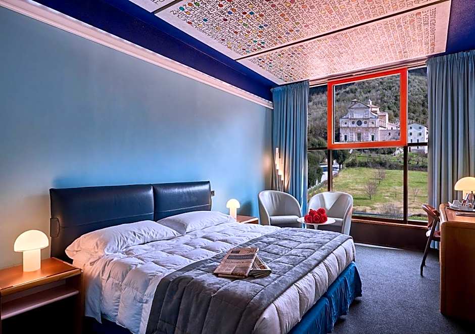 Albornoz Palace Hotel