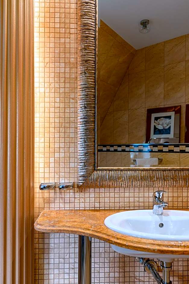 M5 self-service Boutique Hotel
