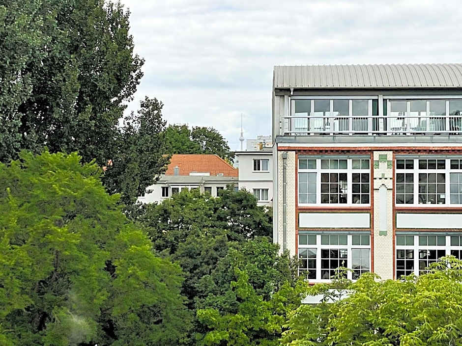 HOLI-Berlin Hotel