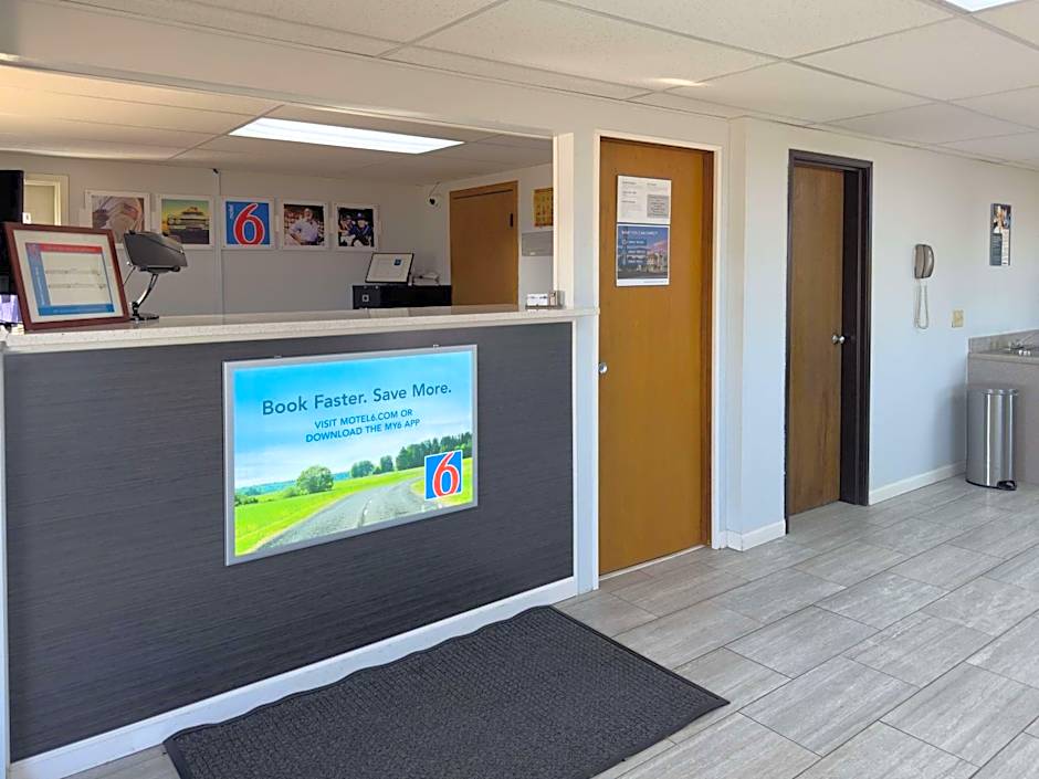 Motel 6-Dyersburg, TN